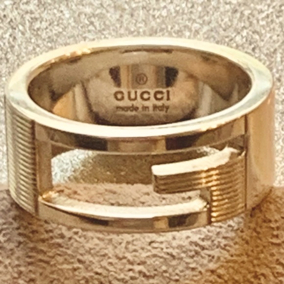 Gucci- .925 Anniversary Ring